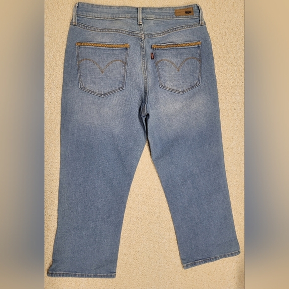 Levi Strauss & Co Denim Cropped Capris 29 Waist 8 / 10 Zipper Fly Nice Cond - Picture 4 of 4